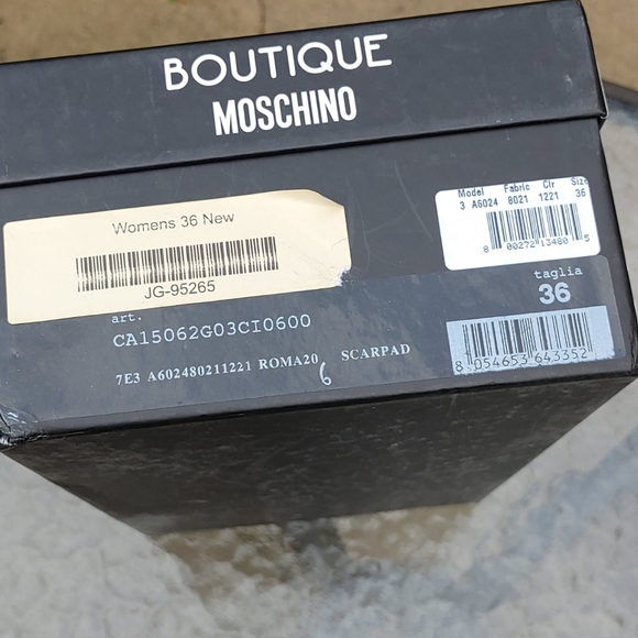 Moschino Tropical Leaf Sneaker Size 6 - Picture 11 of 12